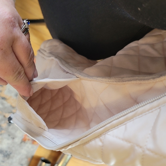 Van Heusen Women's Ivory Vest - Picture 10 of 11